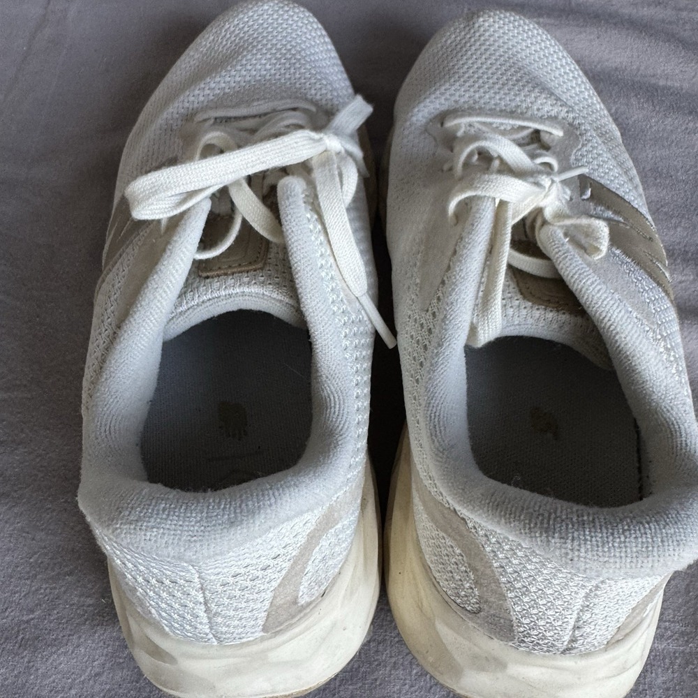 Size 9 - New Balance Fresh Foam Arishi v4 Running Shoes Women's Beige WARISRA4 - Picture 6 of 10